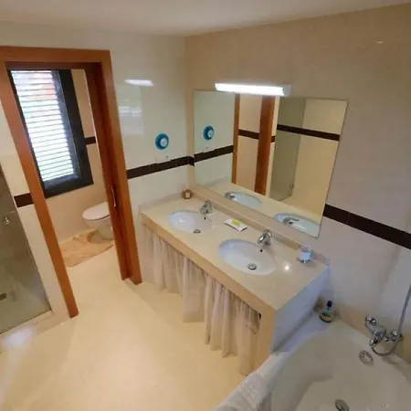 Apartamento Bonmont Apartment *